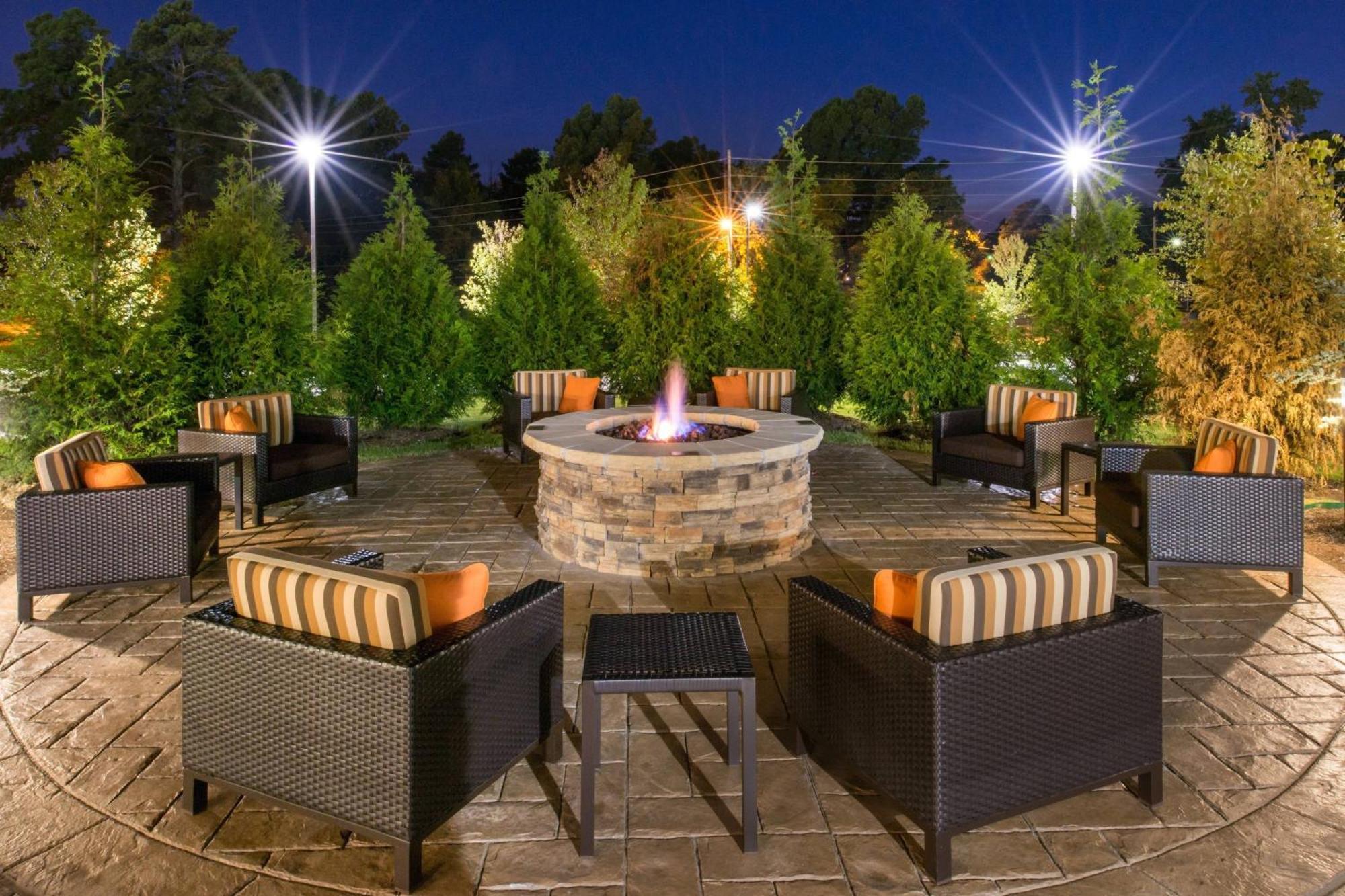 Courtyard By Marriott Hot Springs Hotell Eksteriør bilde