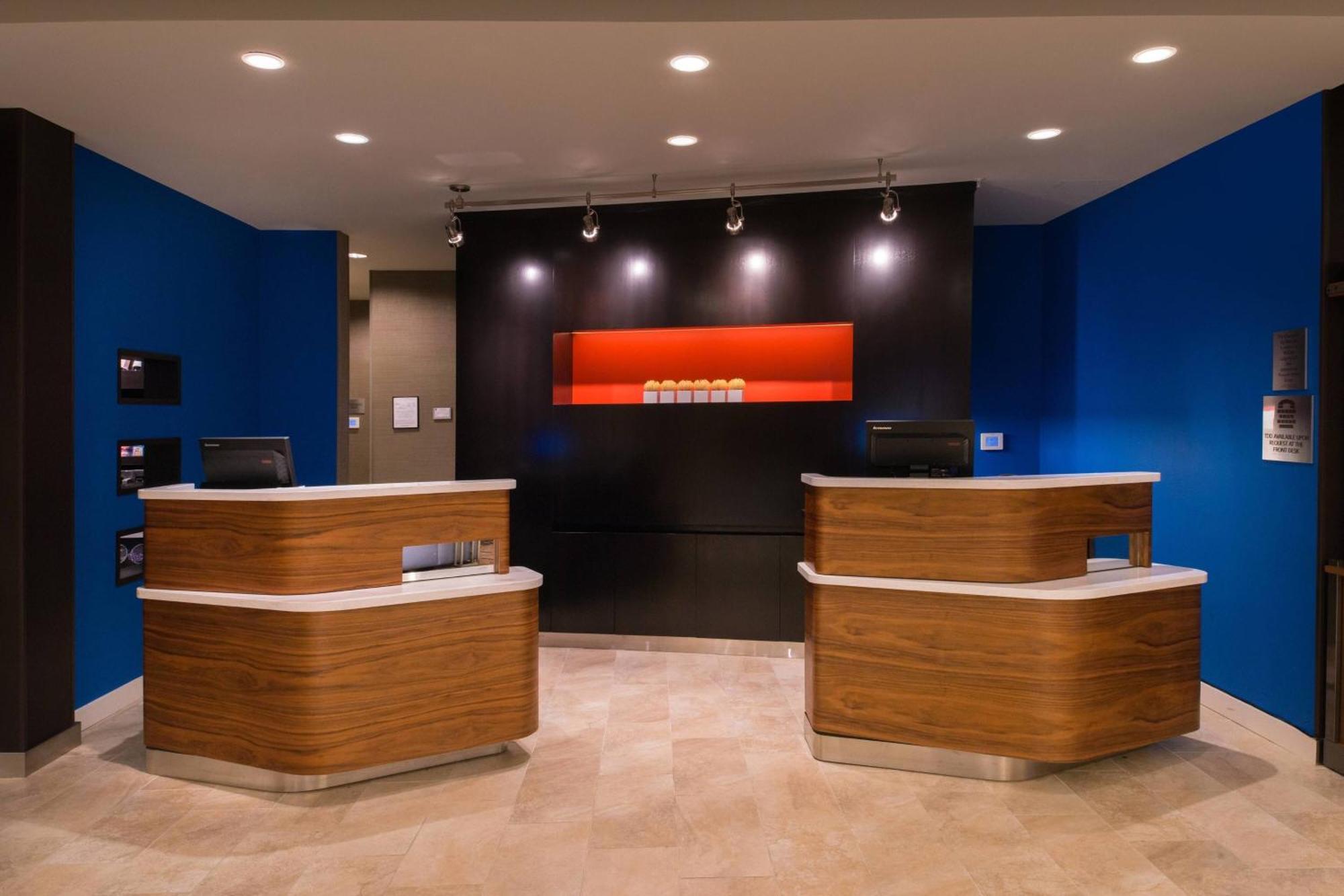 Courtyard By Marriott Hot Springs Hotell Eksteriør bilde