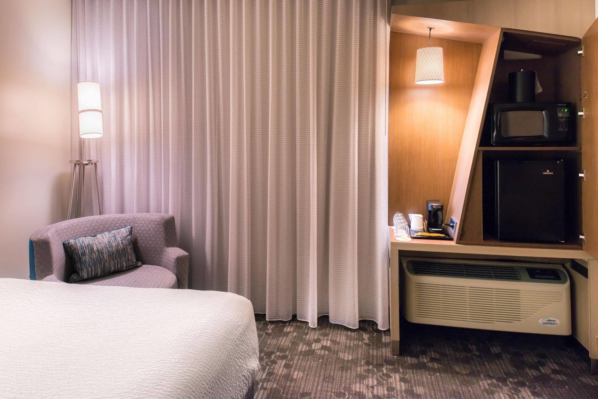 Courtyard By Marriott Hot Springs Hotell Eksteriør bilde
